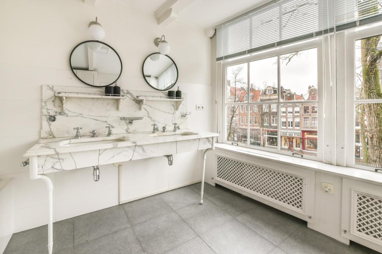 Spiegelgracht Apartments With Canal View Ámsterdam Exterior foto